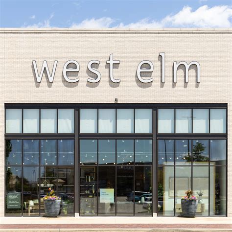 West Elm's Functional and Stylish Teak Wood Bowl is Only $30 - Men's ...