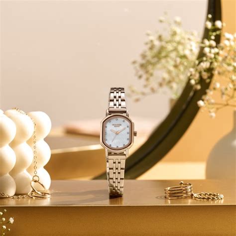 Buy Online Poze By Sonata Quartz Analog White Mother of Pearl Dial Rose ...