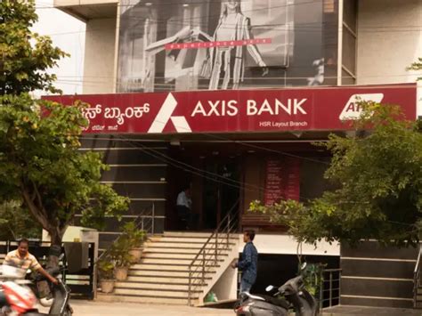 axis bank shares: Axis Bank, Titan among 5 stocks with top short ...