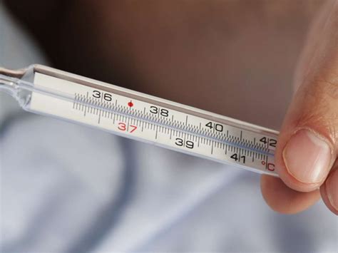 Body temperature: Normal ranges in adults and children (With images ...