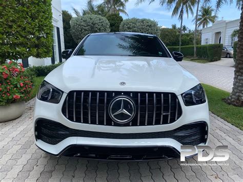 White AMG Mercedes-Benz Detailing