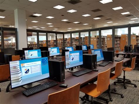 La Biblioteca de Longmont empodera a la comunidad con servicios ...