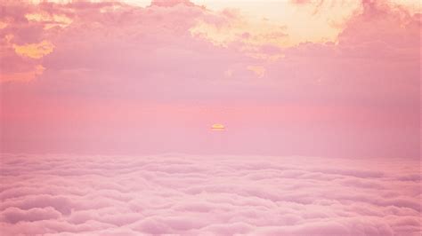 Download wallpaper 2048x1152 slope, hill, clouds, sunset, pink ultrawide monitor hd background