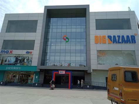 Centre Bazzar | at Chala, Valsad