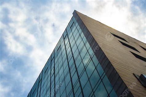 High-Tech Buildings 的图像结果