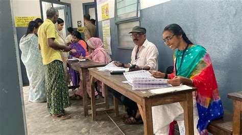 Kerala Local Body By Election: തദ്ദേശ ഉപതെരഞ്ഞെടുപ്പ്: ജില്ലാ ...