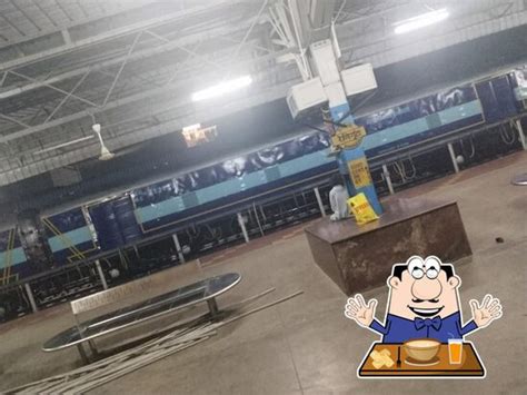 Food in Train, Renigunta - Restaurant menu, prices and reviews