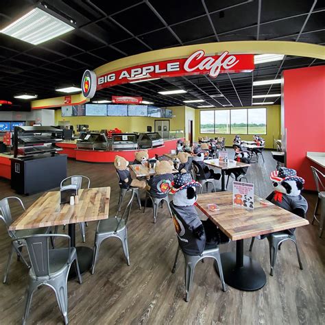 Twenty Most Famous Truck Stops of America - Road Legends Blog | Road ...