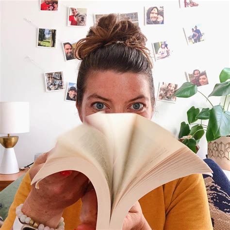 The Frozen River: Book Review - She's Becoming Bookish