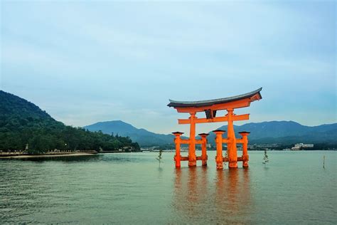 Famous Structures In Japan