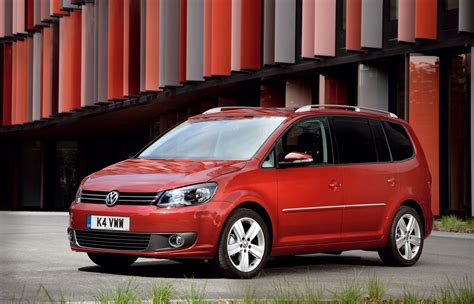 2011 Volkswagen Touran MPV - an excellent choice