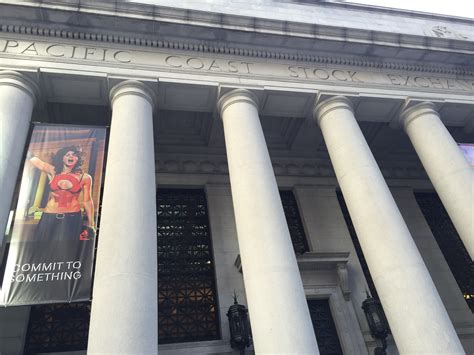 Equinox | Sports Club | Pine Street - TortoisePath | California USA 🇺🇸