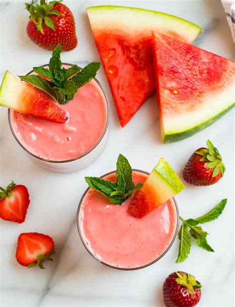 Watermelon Smoothie {Easy and Refreshing} – WellPlated.com