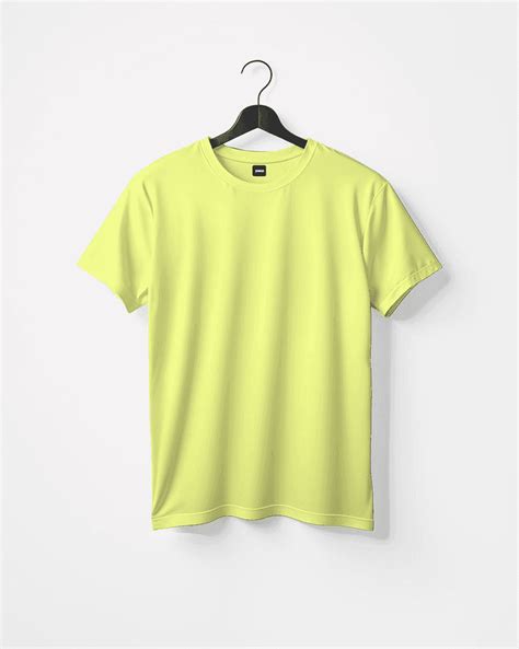 Ichigo Solid Red Regular Fit Tee