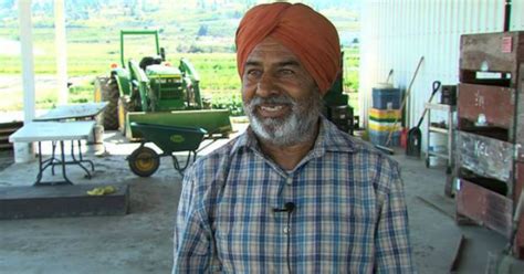 Canadian Sikh Farmer Rescues Drowning Woman Using His Turban