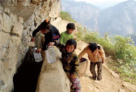 干旱图片儿童_中国最缺水的地方图片_微信公众号文章