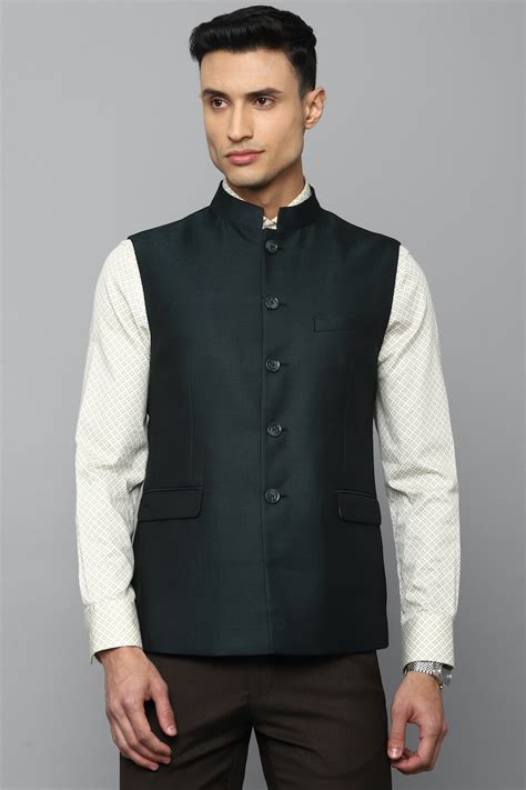 Buy Men Green Textured Slim Fit Party Nehru Jacket Online - 858611 ...