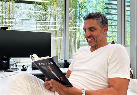 Inside 'Buying Beverly Hills' mogul Mauricio Umansky's net worth