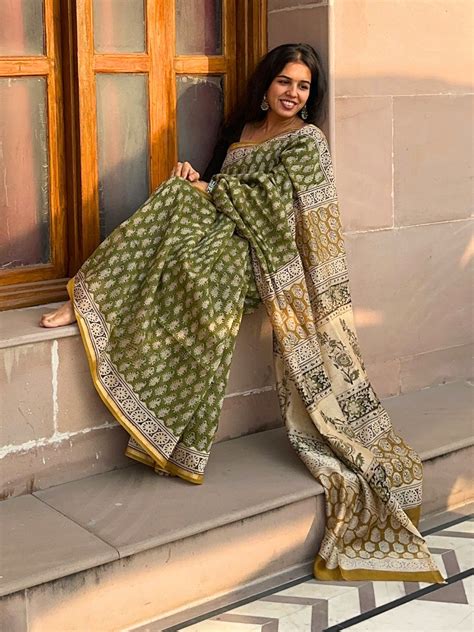 Assam Silk Block Print Green and Off White Devi Saree by Kanvas