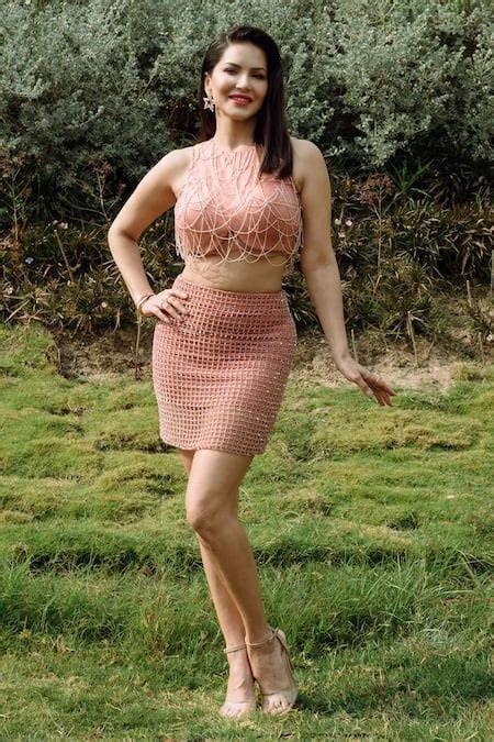 Babita Malkani | Designer Sarees, Gowns, Lehengas | Aza Fashions