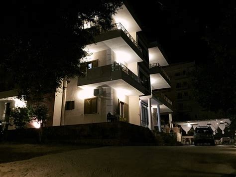 JERICHO ROOMS (Saranda) - Hotel Reviews, Photos, Rate Comparison ...