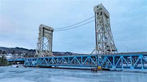 Christmas comes early for sledders as double-decker U.P. lift bridge ...