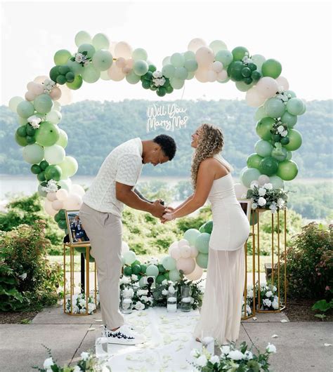 Minnesota Vikings Linebacker Ivan Pace Jr. Engaged to Girlfriend ...