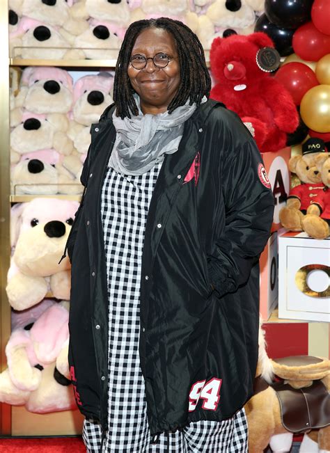 Is Whoopi Goldberg Gay? The Actress Has Supported the LGBTQ Community ...