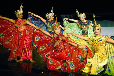 ragam tari yang berasal dari jawa tengah