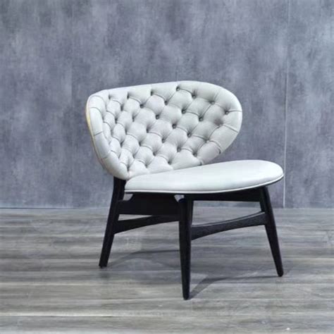 北欧实木家餐椅单人沙发休闲椅意大利后现代 简约拉扣靠背椅实木布艺沙发椅