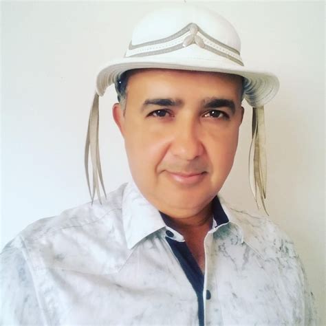 Alexandre Pé de Serra | 3 álbumes de la discografía en LETRAS.COM