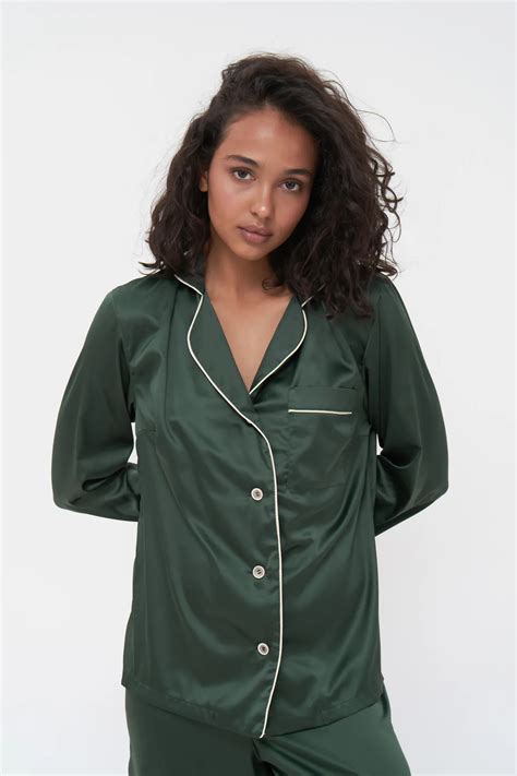 Plus Size Nightwear & Plus Size Sexy, Romantic Nightwear - IDENTITY ...