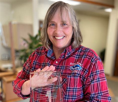Oakdale Electric Cooperative Names First Selfless Service Award ...