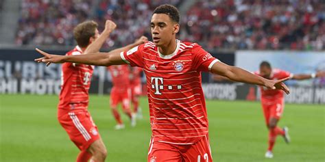 Traspaso de Jamal Musiala 2026: Real Madrid y Barcelona pelean por la joya del Bayern