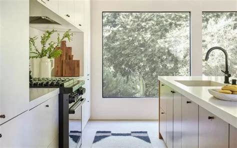 Image result for Examples of Clutter