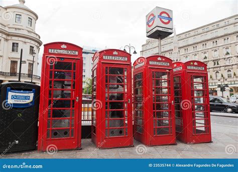 Red Telephone Booths in London England Editorial Stock Image - Image of ...