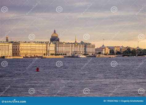 Sunset Saint Petersburg Europe Landmark Hermitage Museum St. Isaac`s ...