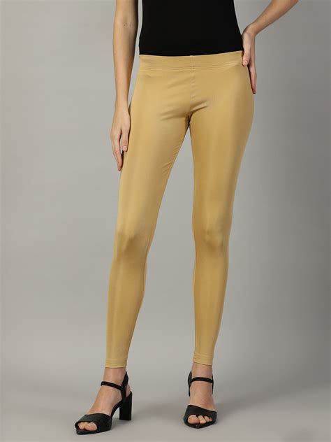 Collections – Hay Clothing