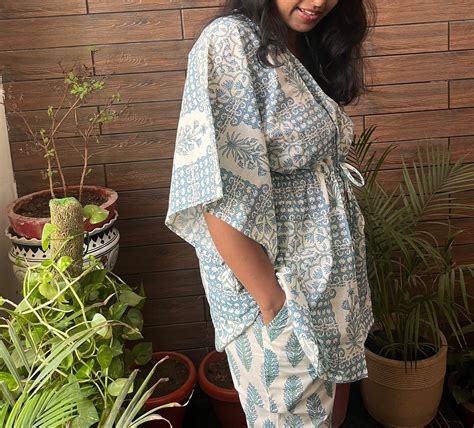 Blue Mugal Boota Motif Pure Cotton Kaftan Lounge Pant Set – Desisass