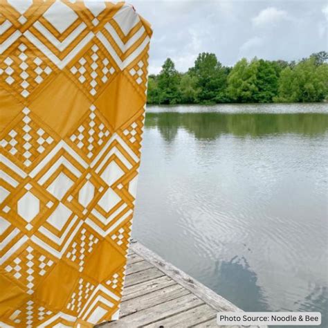 Image result for Free Two-Color Quilt Patterns