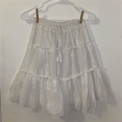 Blu Pepper Women's White Skirt | Depop