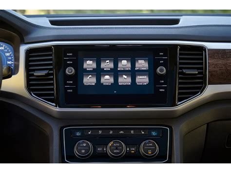 2026 Volkswagen Atlas: 102 Interior Photos | U.S. News