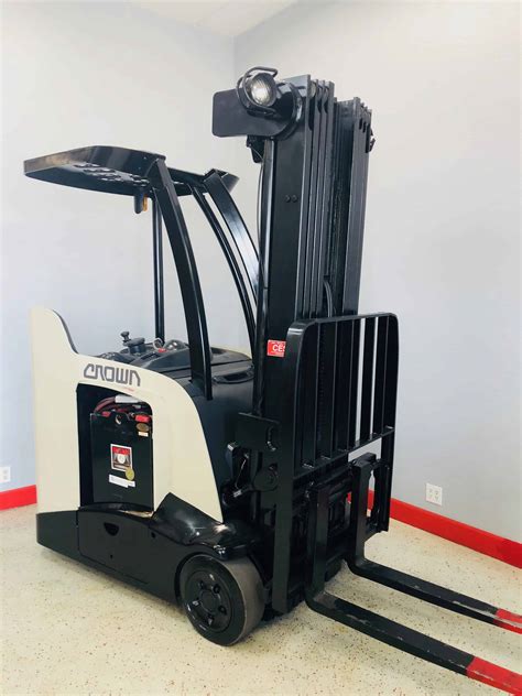 Used Forklift Dealer - Ces #20927 Crown Rc5540-40 Docker Stand Up Forklift | Coronado Equipment ...