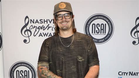 HARDY Releases New ‘COUNTRY!’ EP with 5 Country Tracks