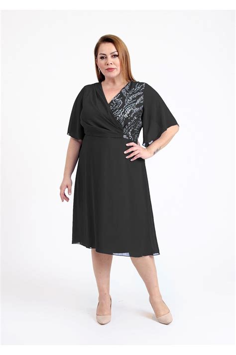 LİLAS XXL Büyük Beden Siyah Renkli Kruvaze Yaka Şifon Abiye Elbise Fiyatı, Yorumları - Trendyol