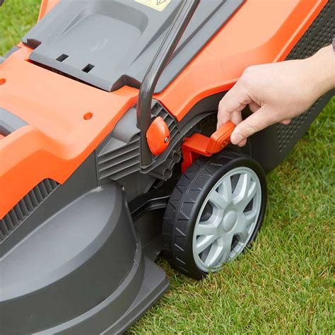 Tosaerba elettrico Speedi Mo 360C   Brigros