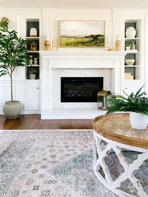 Built Ins Around Brick Fireplace – Mriya.net