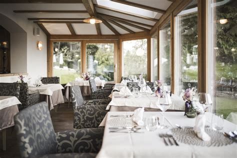 Ruhiges Wohlfühlhotel Adults Only in Südtirol mit Garten | Boutique ...