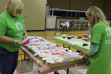 HandsOn Broward creates art panels and organizes 17 service projects ...