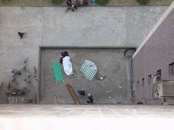 上海17岁少年跳楼当场身亡 警方介入调查(组图)